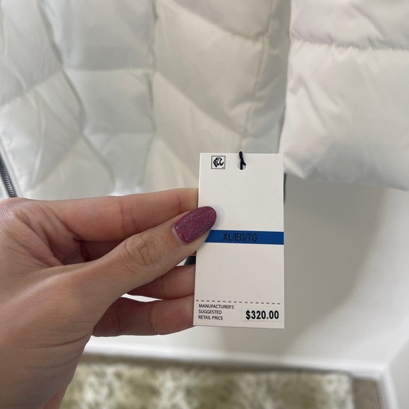 NWT Laundry By Shelli Segal White Puffer Coat with Fur Trim Hood - Picture 8 of 9